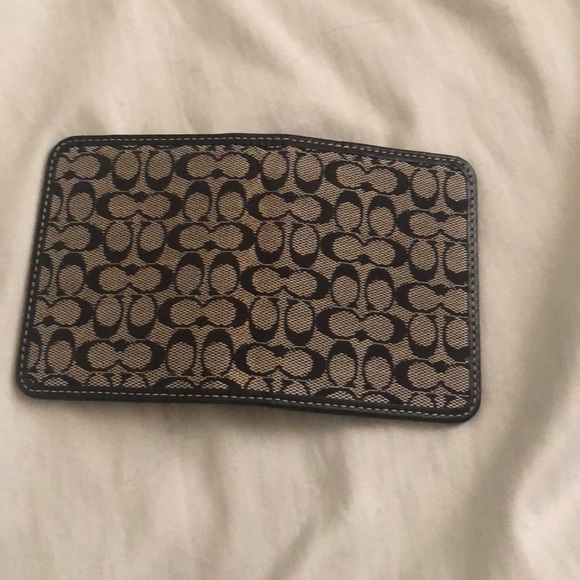 Coach Card Wallet - Picture 3 of 3